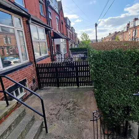 Appartamento Modern Cosy 2 Bed In - 1 Min From St Hospital And 6 Mins To Centre, Free Parking, Wi-fi Leeds (West Yorkshire)
