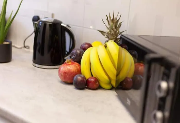 Modern Cosy 2 Bed Room Home In Leeds - 1 Min From St James Hospital And 6 Mins To Leeds City Centre, Free Parking, Wi-Fi Διαμέρισμα *